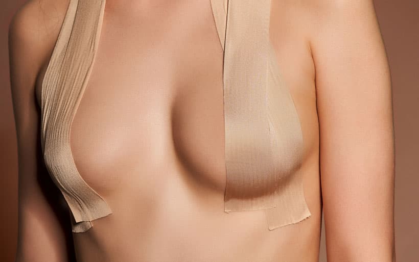 Elevación de pechos con implantes
