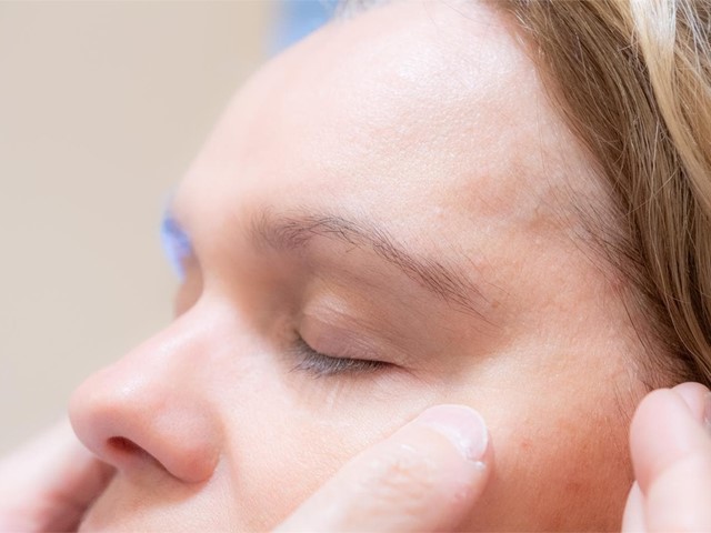 ¿Cuál es el tiempo de recuperación después de una rinoplastia?